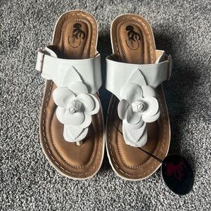 Elegant White Floral Wedge Sandals